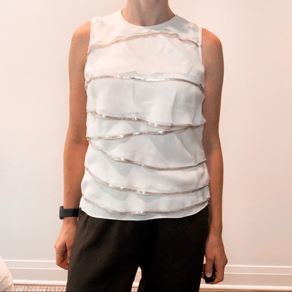 Micheal Kors, Pure Silk, Sleeveless Ruffle Blouse, US XS - freshly dry cleaned - Picture 2 of 11